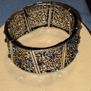 Elegant Silver and Blue Floral Bracelet